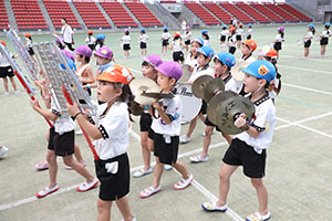 運動会予行　　年長組　鼓笛・C・Ｄ・Ｅ