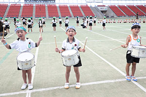 運動会予行　　年長組　鼓笛・A・B