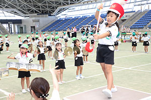 運動会予行　　年長組　鼓笛・A・B