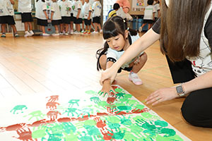 どんぐりの木の制作　ことり