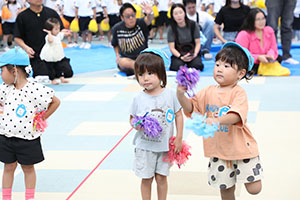 2歳児クラス運動会　ーリズムー　ひよこ・あひる・ぺんぎん