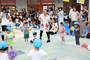 2歳児クラス運動会　ーリズムー　ひよこ・あひる・ぺんぎん