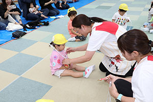 2歳児クラス運動会　ーリズムー　ひよこ・あひる・ぺんぎん