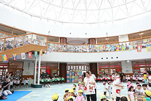 2歳児クラス運動会　ー英語・借り物競争ー　ひよこ・あひる・ぺんぎん