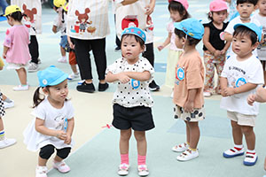 2歳児クラス運動会　ー英語・借り物競争ー　ひよこ・あひる・ぺんぎん