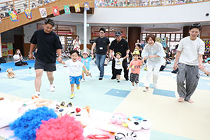 2歳児クラス運動会　ー英語・借り物競争ー　ひよこ・あひる・ぺんぎん