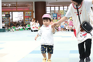 2歳児クラス運動会　ーかけっこー　ひよこ・あひる・ぺんぎん