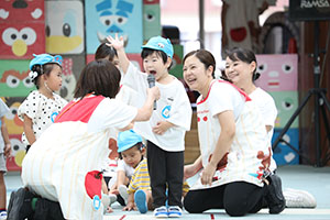 2歳児クラス運動会　ーかけっこー　ひよこ・あひる・ぺんぎん