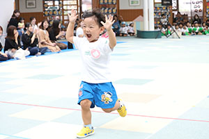 2歳児クラス運動会　ーかけっこー　ひよこ・あひる・ぺんぎん
