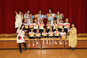 9月生まれのお誕生会　ー絵本の読み聞かせー　年少