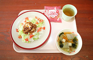 9月生まれのお誕生会　ー絵本の読み聞かせー　年少