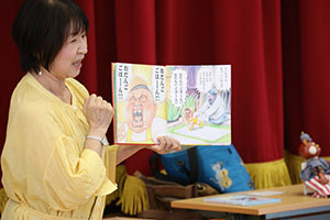 9月生まれのお誕生会　ー絵本の読み聞かせー　年中