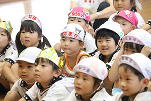 9月生まれのお誕生会　ー絵本の読み聞かせー　年中