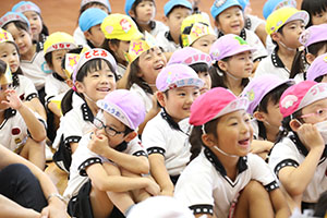 9月生まれのお誕生会　ー絵本の読み聞かせー　年中