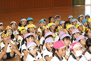 9月生まれのお誕生会　ー絵本の読み聞かせー　年中