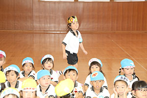 9月生まれのお誕生会　ー絵本の読み聞かせー　年中