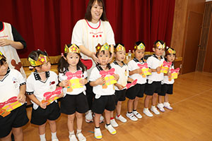 9月生まれのお誕生会　ー絵本の読み聞かせー　年中