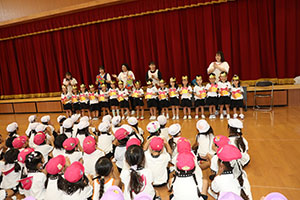 9月生まれのお誕生会　ー絵本の読み聞かせー　年中