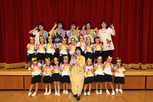 9月生まれのお誕生会　ー絵本の読み聞かせー　年中