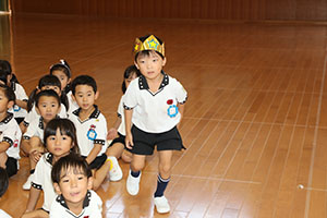 9月生まれのお誕生会　ー絵本の読み聞かせー　年長