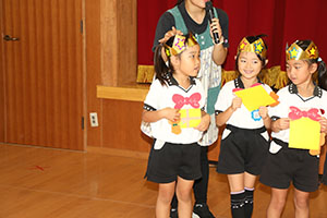 9月生まれのお誕生会　ー絵本の読み聞かせー　年長