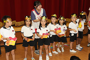 9月生まれのお誕生会　ー絵本の読み聞かせー　年長