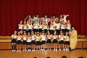 9月生まれのお誕生会　ー絵本の読み聞かせー　年長