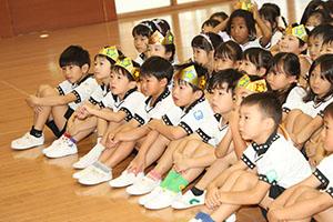 9月生まれのお誕生会　ー絵本の読み聞かせー　年長