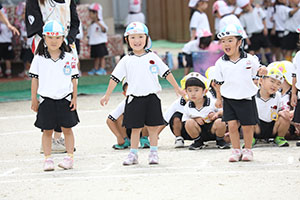 運動会　かけっこの活動　年少