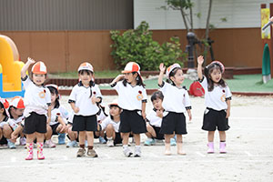 運動会　かけっこの活動　年少