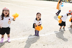 運動会　リズム活動　年少