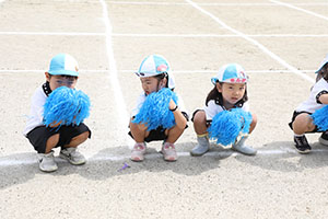 運動会　リズム活動　年少
