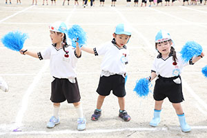 運動会　リズム活動　年少