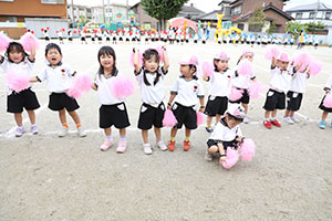 運動会　リズム活動　年少