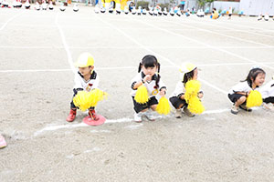 運動会　リズム活動　年少