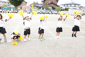 運動会　リズム活動　年少
