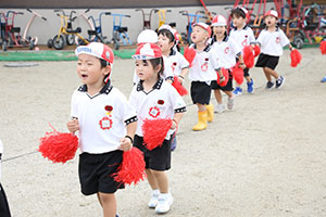 運動会　リズム活動　年少