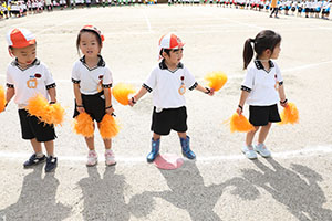 運動会　リズム活動　年少