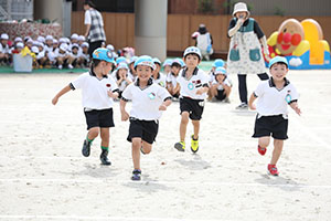 運動会　かけっこの活動　年中