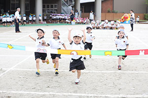 運動会　かけっこの活動　年中