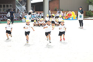 運動会　かけっこの活動　年中