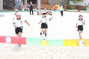 運動会　かけっこの活動　年中