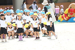 運動会　かけっこの活動　年中