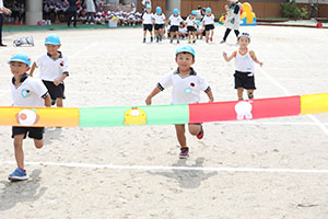 運動会　かけっこの活動　年中