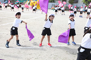 運動会　リズム活動　年中