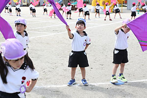 運動会　リズム活動　年中