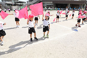 運動会　リズム活動　年中