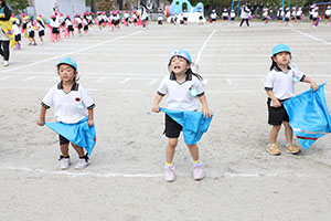 運動会　リズム活動　年中