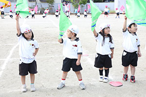 運動会　リズム活動　年中