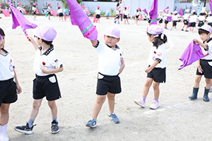 運動会　リズム活動　年中
